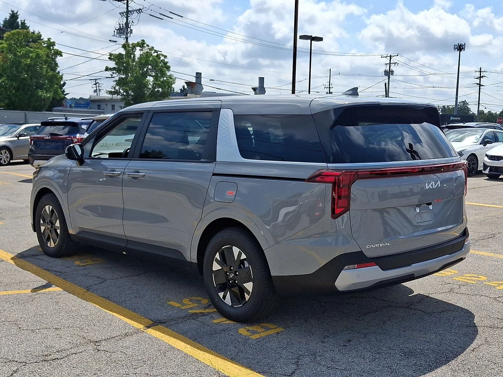 New 2027 Silver Kia LXS image 5