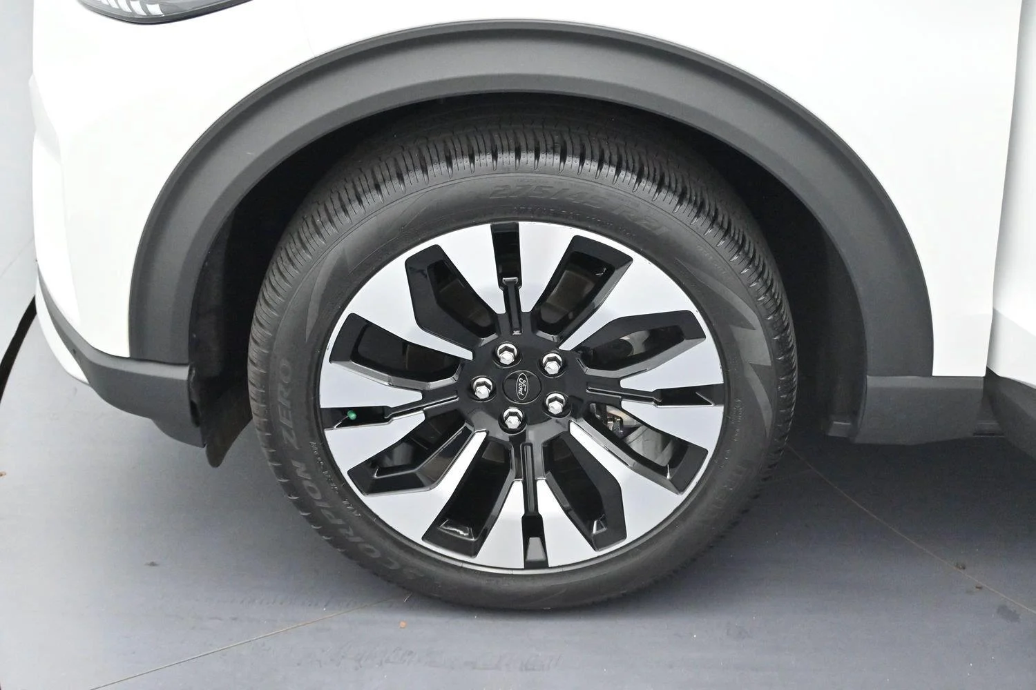Used 2026 White Ford Platinum image 32