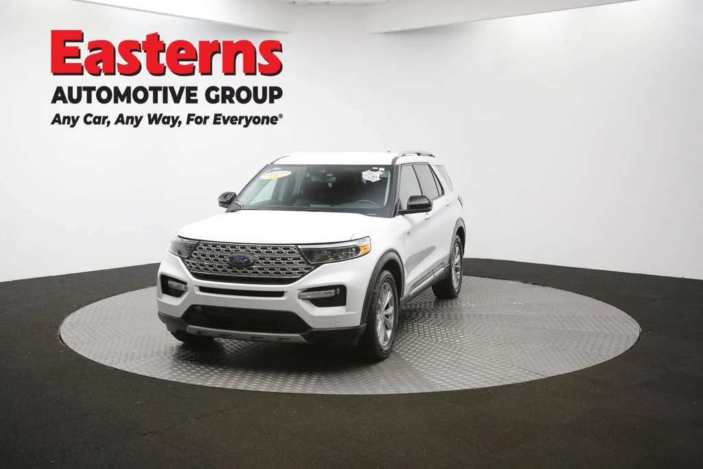 Used 2023 White Ford Limited image 55