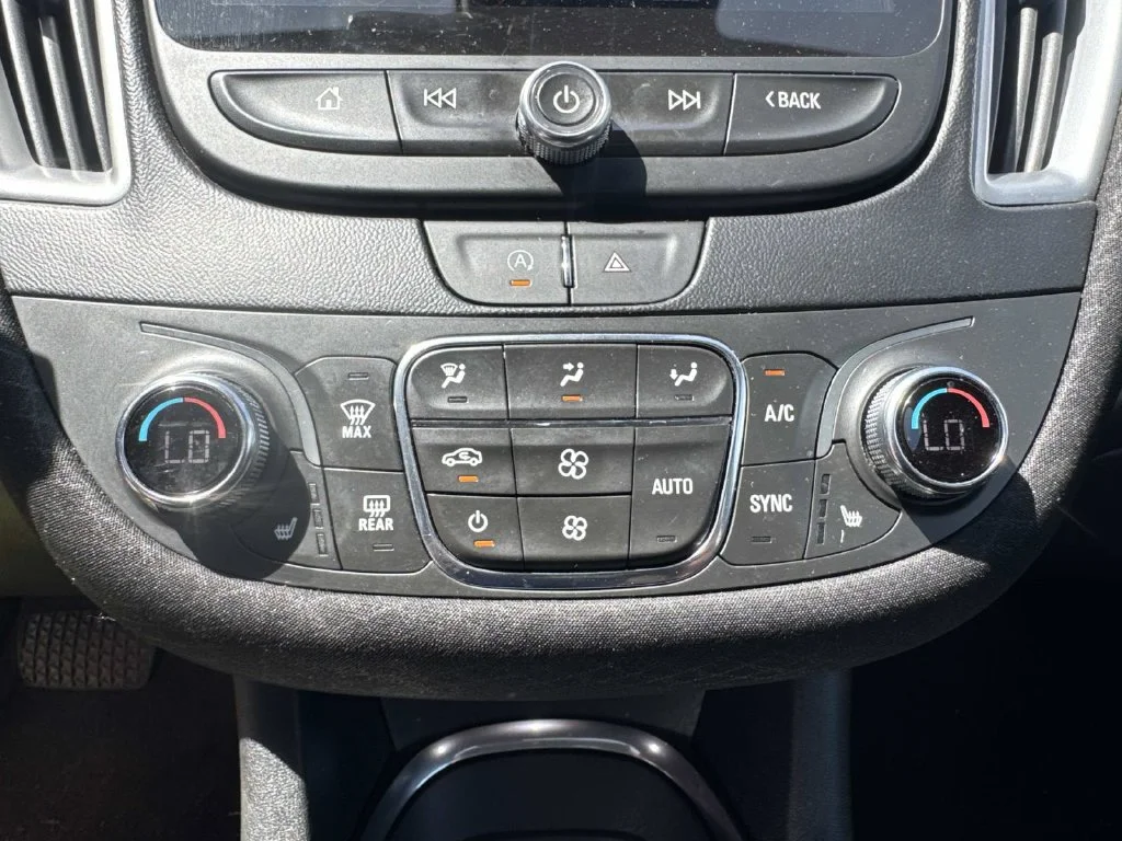 Used 2023 Gray Chevrolet LT image 47