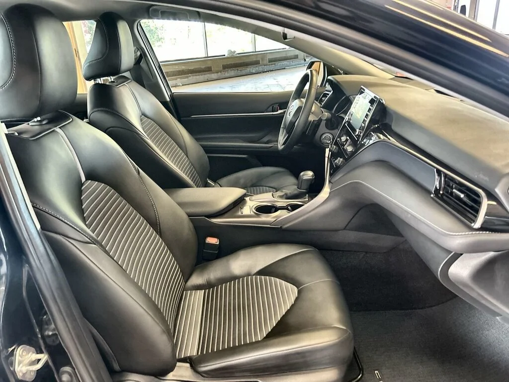 Used 2024 Midnight Black Metallic Toyota SE Dilawri Certified   Local BC   Well Maintained image 31