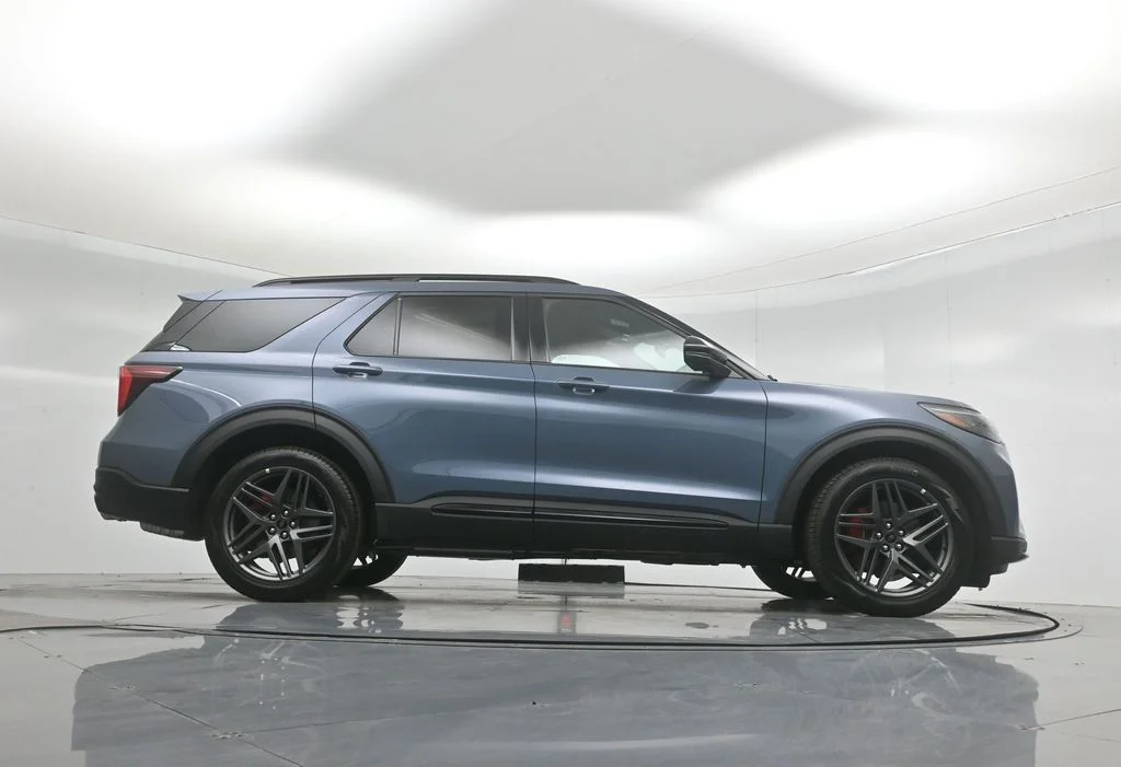 New 2026 Vapor Blue Metallic Ford ST image 51