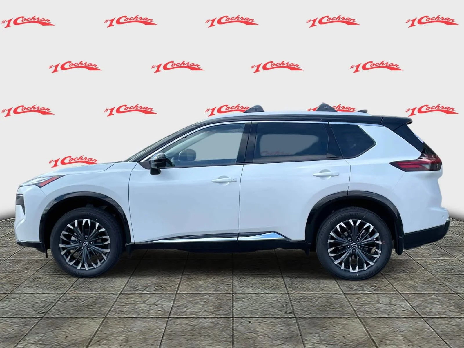 New 2026 Everest White Pearl/Super Black Nissan Platinum image 10