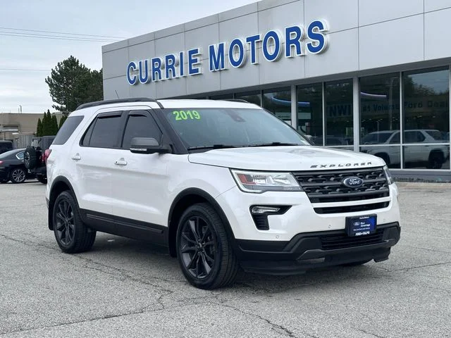 2019 Ford Explorer XLT 4WD's photo