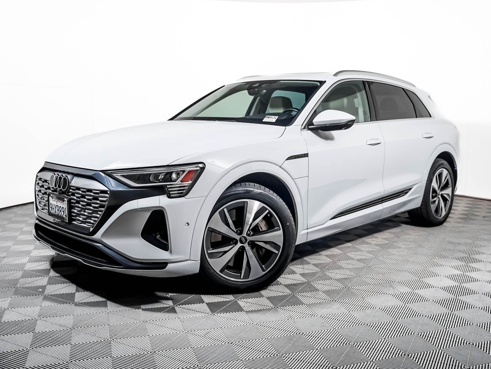 2024 Audi Q8 e-tron