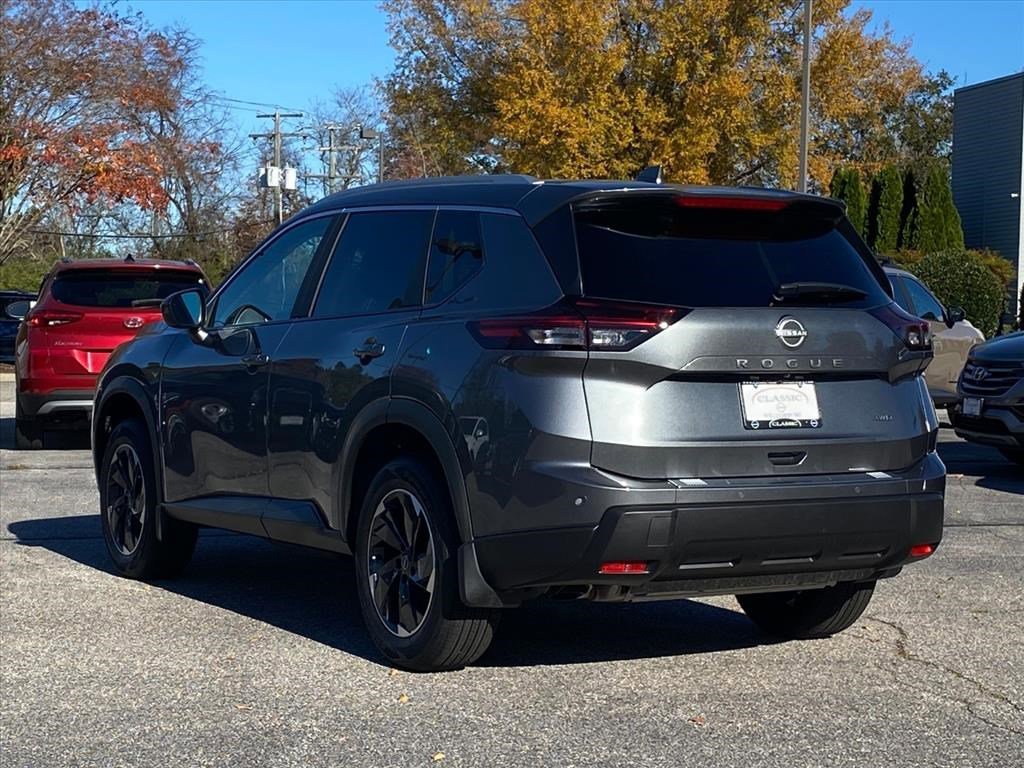2026 Nissan Rogue SV photo 4
