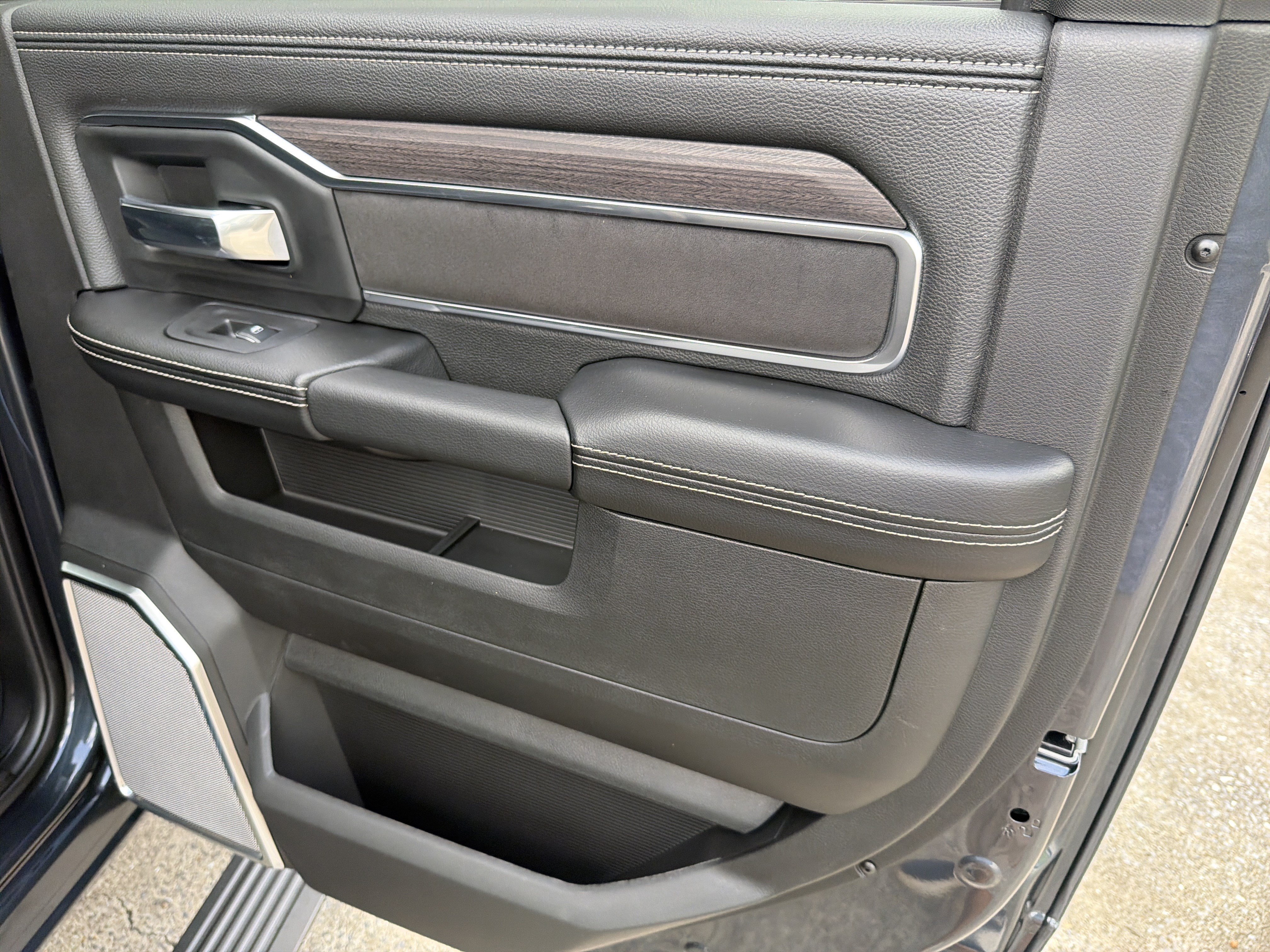 New 2026 Forged Blue Metallic Exterior Paint RAM Laramie image 18