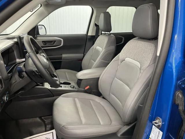 Used 2025 Velocity Blue Metallic Ford Badlands image 11