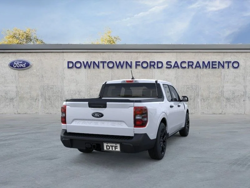 New 2025 White Ford XLT image 9