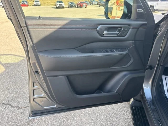 2026 Nissan Armada PRO-4X - Photo 15