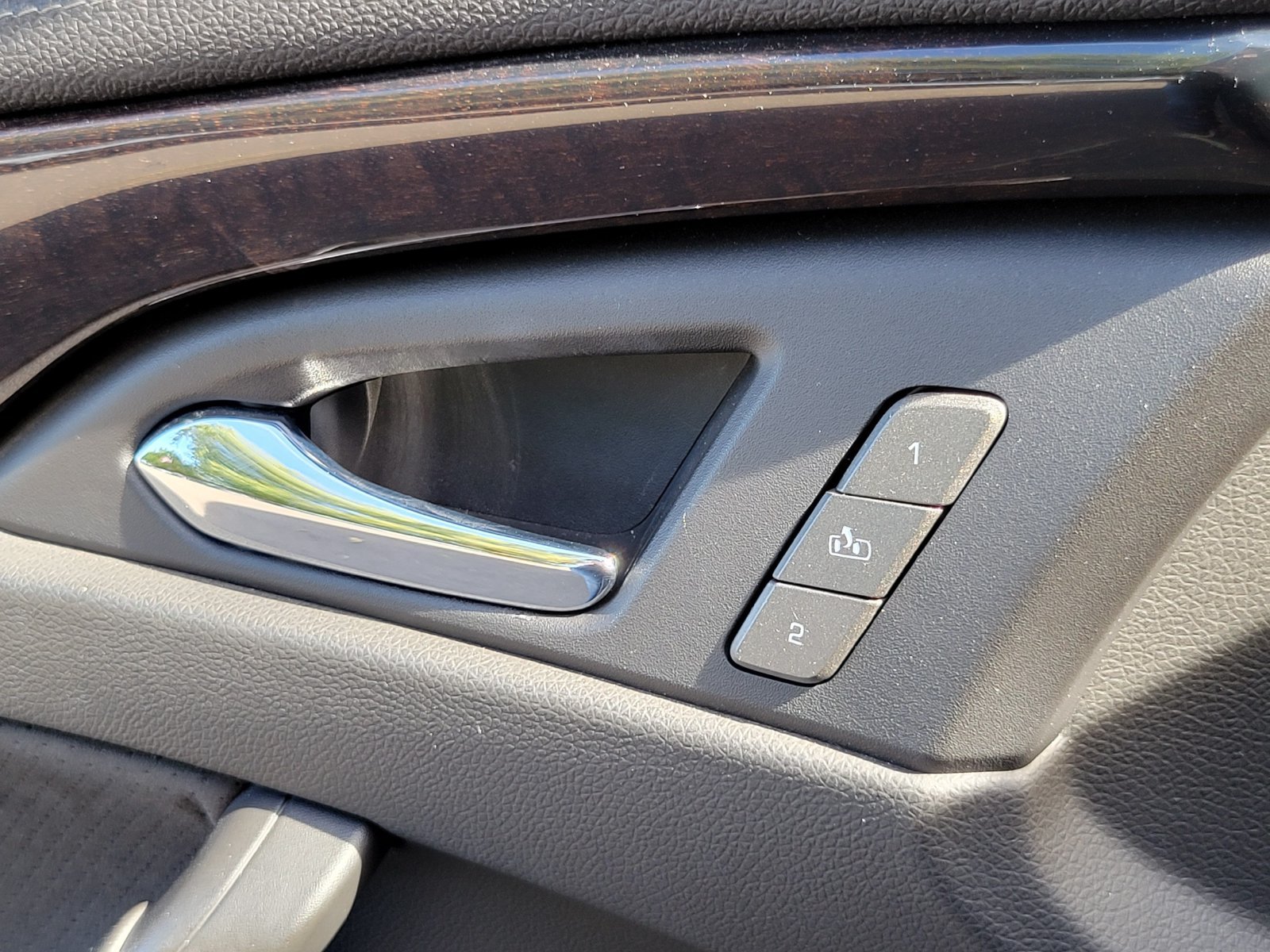 Used 2011 Black Cadillac Base image 8
