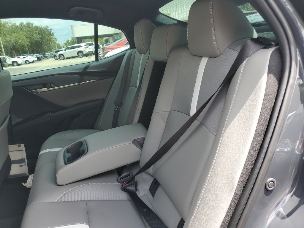 Used 2026  Toyota SE image 20