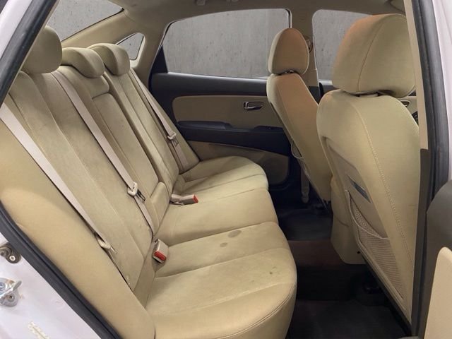 Used 2010 White Hyundai GLS image 20