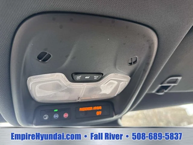 Used 2024 Gray Chevrolet RS image 27