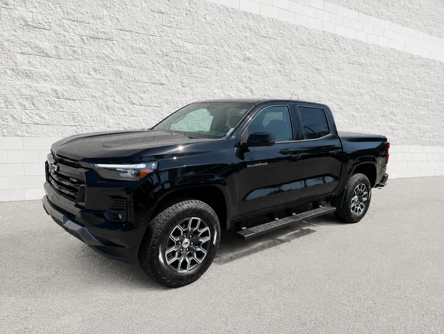 2024 Chevrolet Colorado 4WD Z71 Crew Cab Short Box's photo
