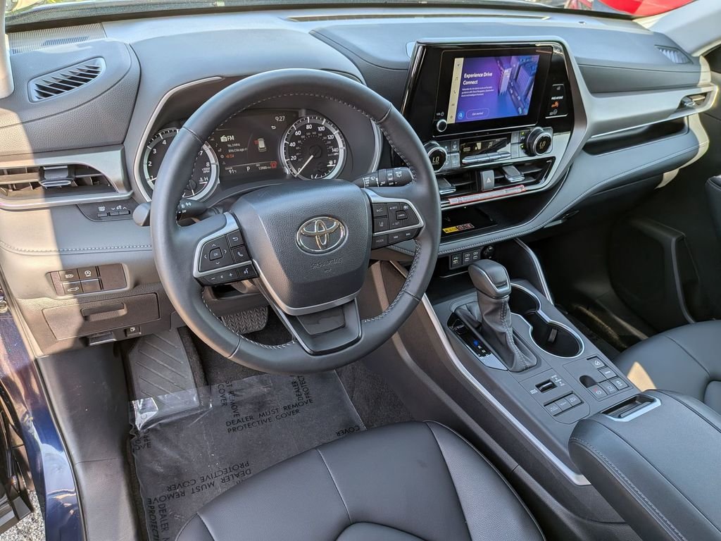 Used 2026 Blue Toyota XLE image 17