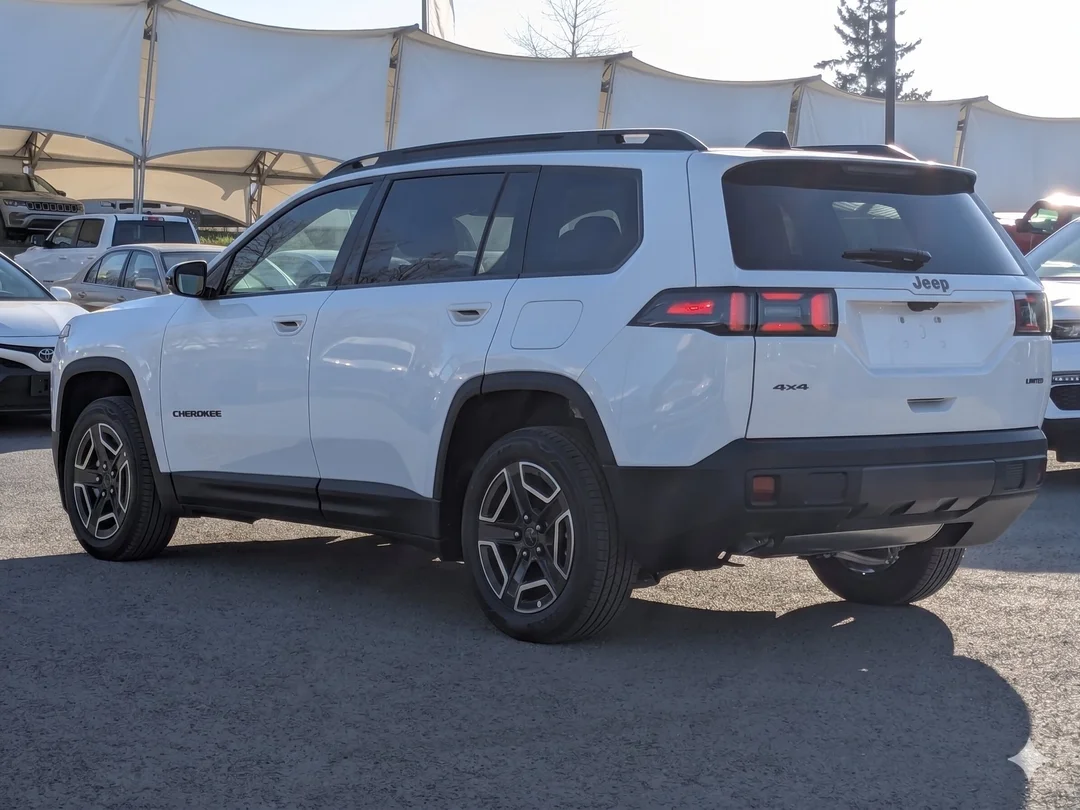 New 2026 White Jeep Limited - - 4x4 - Limited Pkg (23G) - Tech Group - Mopar Interior Protection Pkg & More! image 6