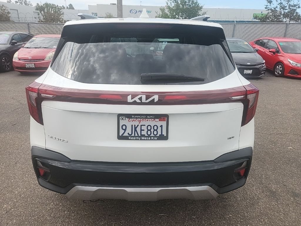 Used 2024 White Kia SX image 12