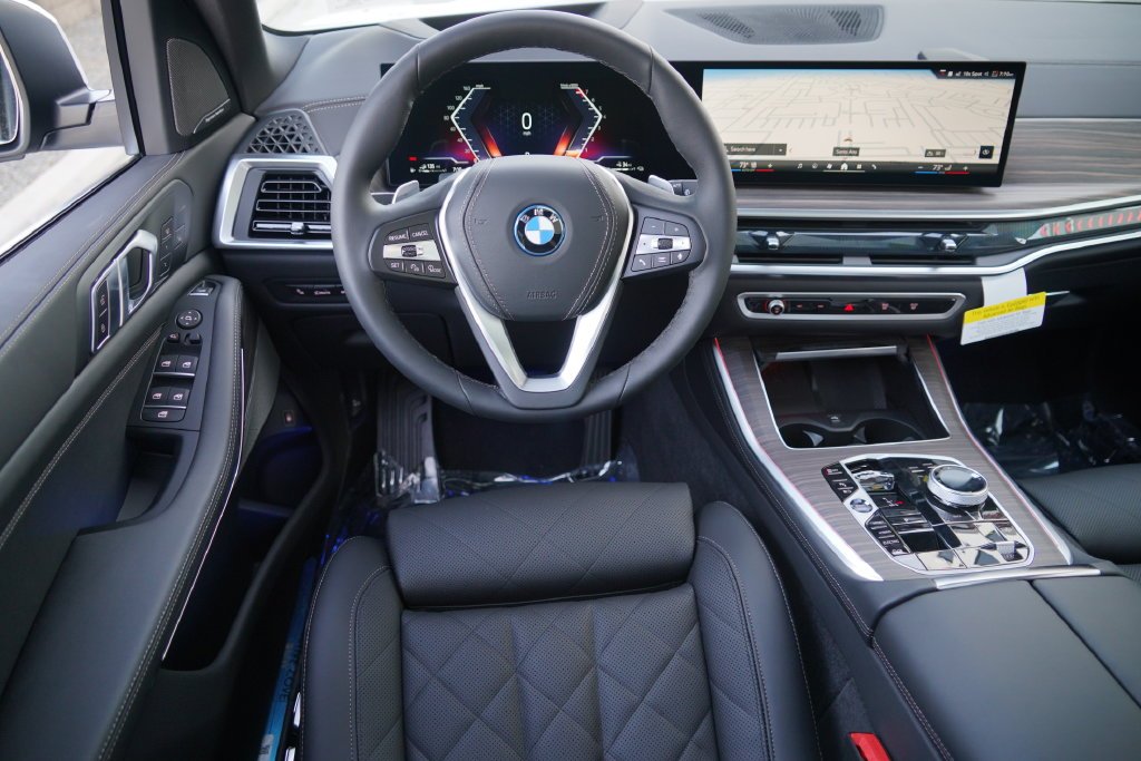 2026 BMW X5 50e - Photo 22