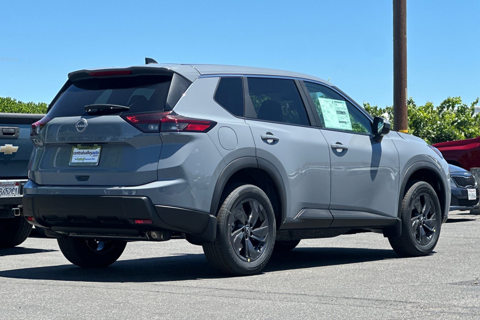 New 2026 Boulder Gray Pearl Nissan SV image 4