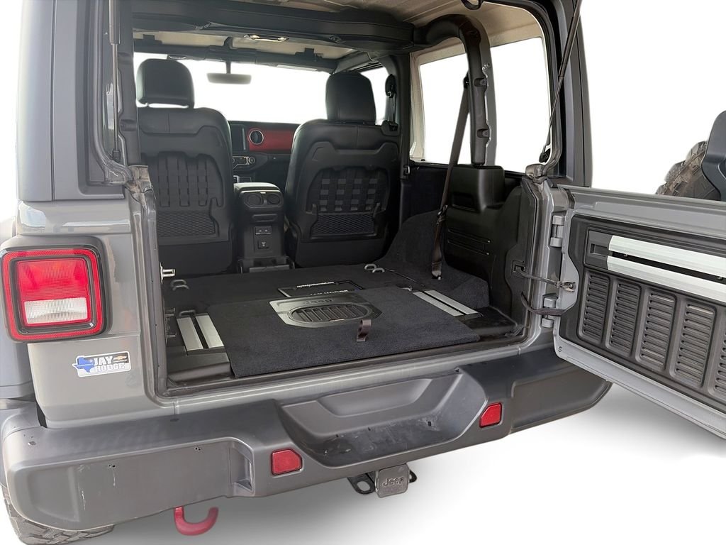 Used 2021 Gray Jeep Rubicon image 27