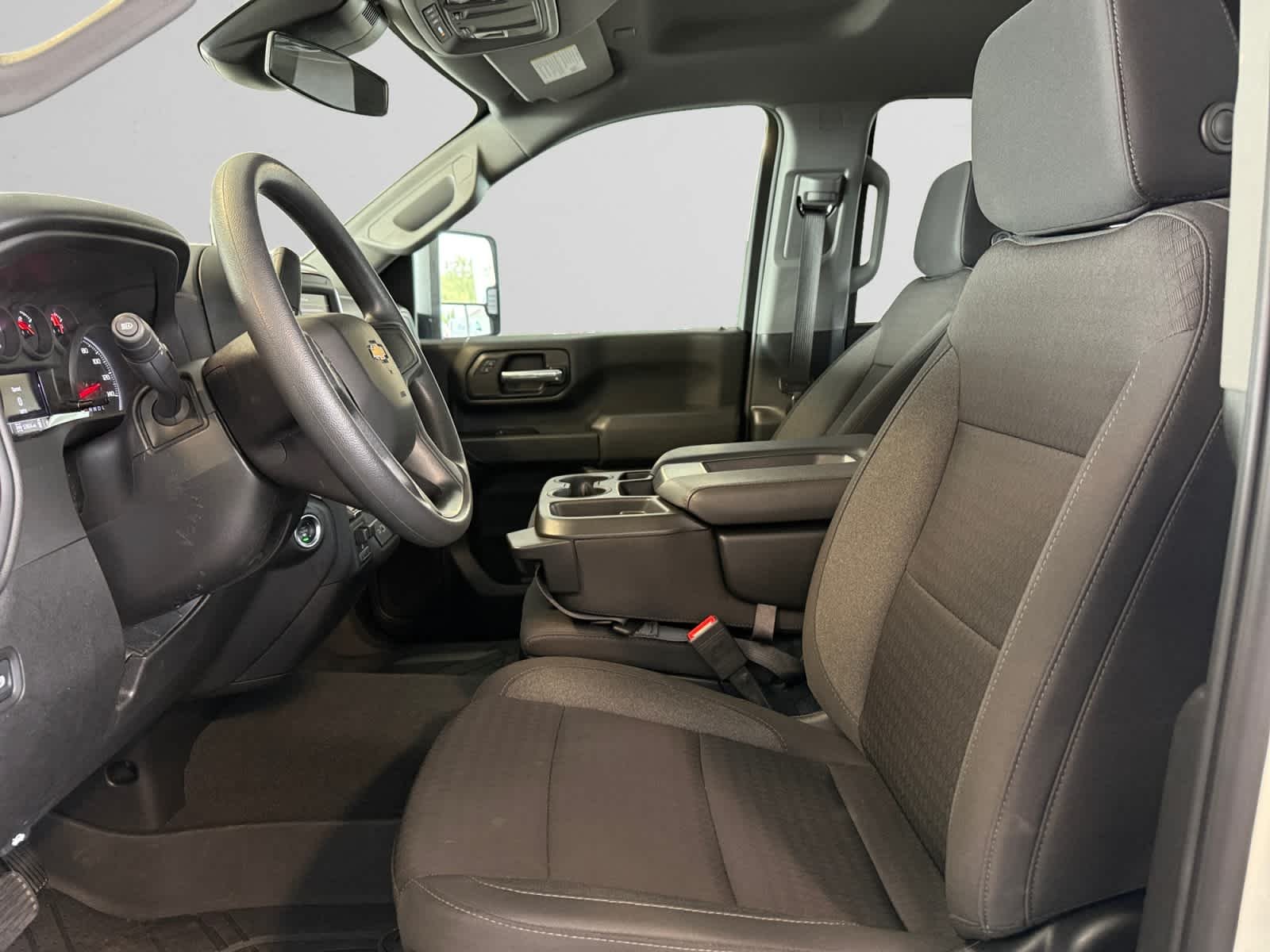 Used 2025 Summit White Chevrolet Custom image 9