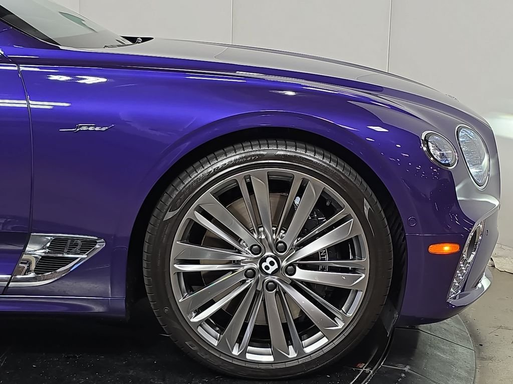 Used 2023  Bentley Speed image 11