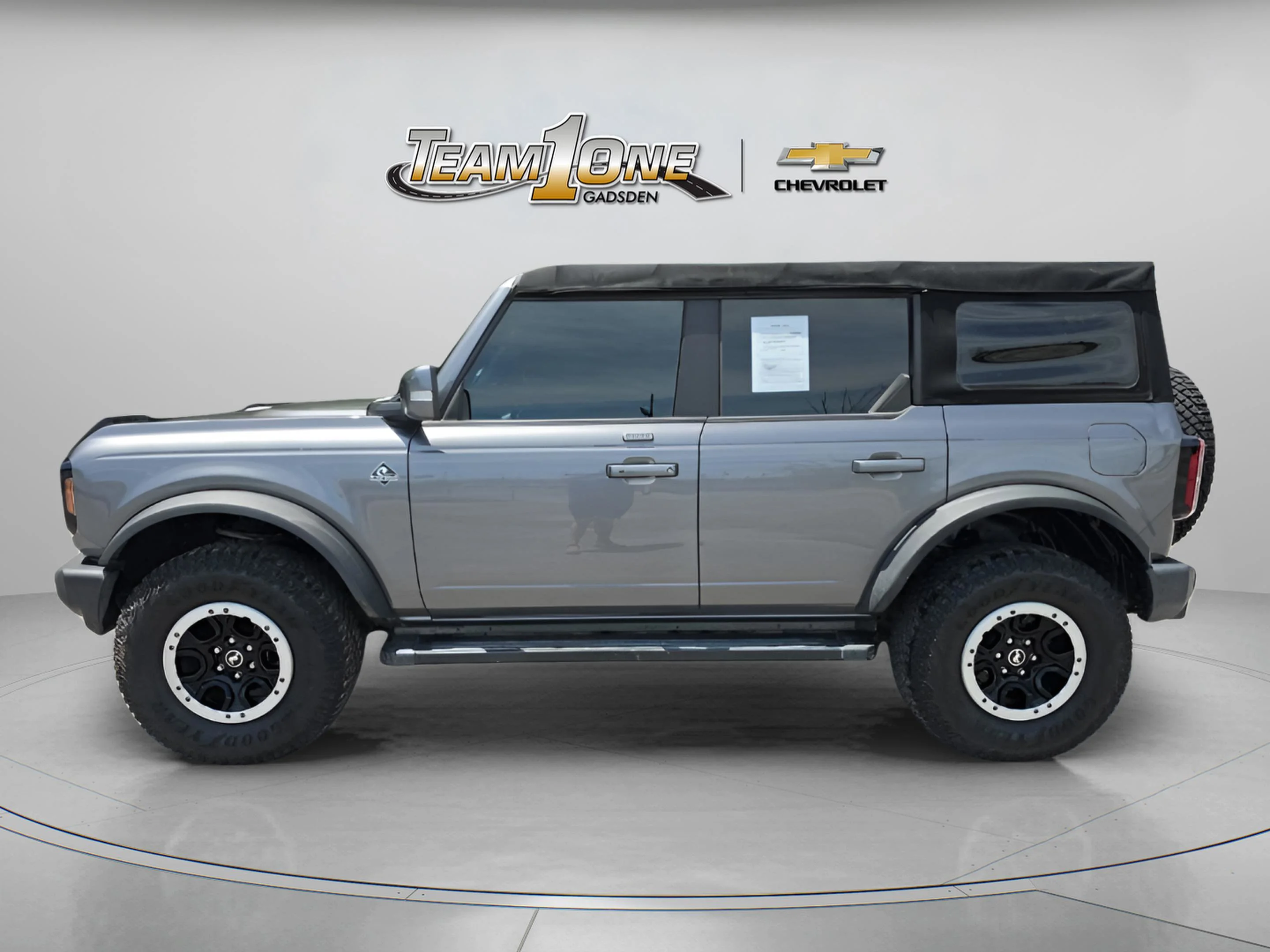 Used 2022 Gray Ford Outer Banks image 4