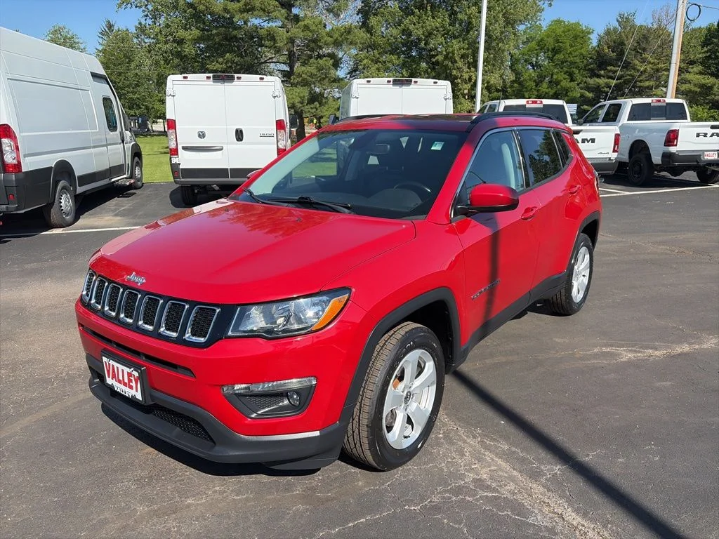 Certified Used 2020 Red Jeep Latitude image 2