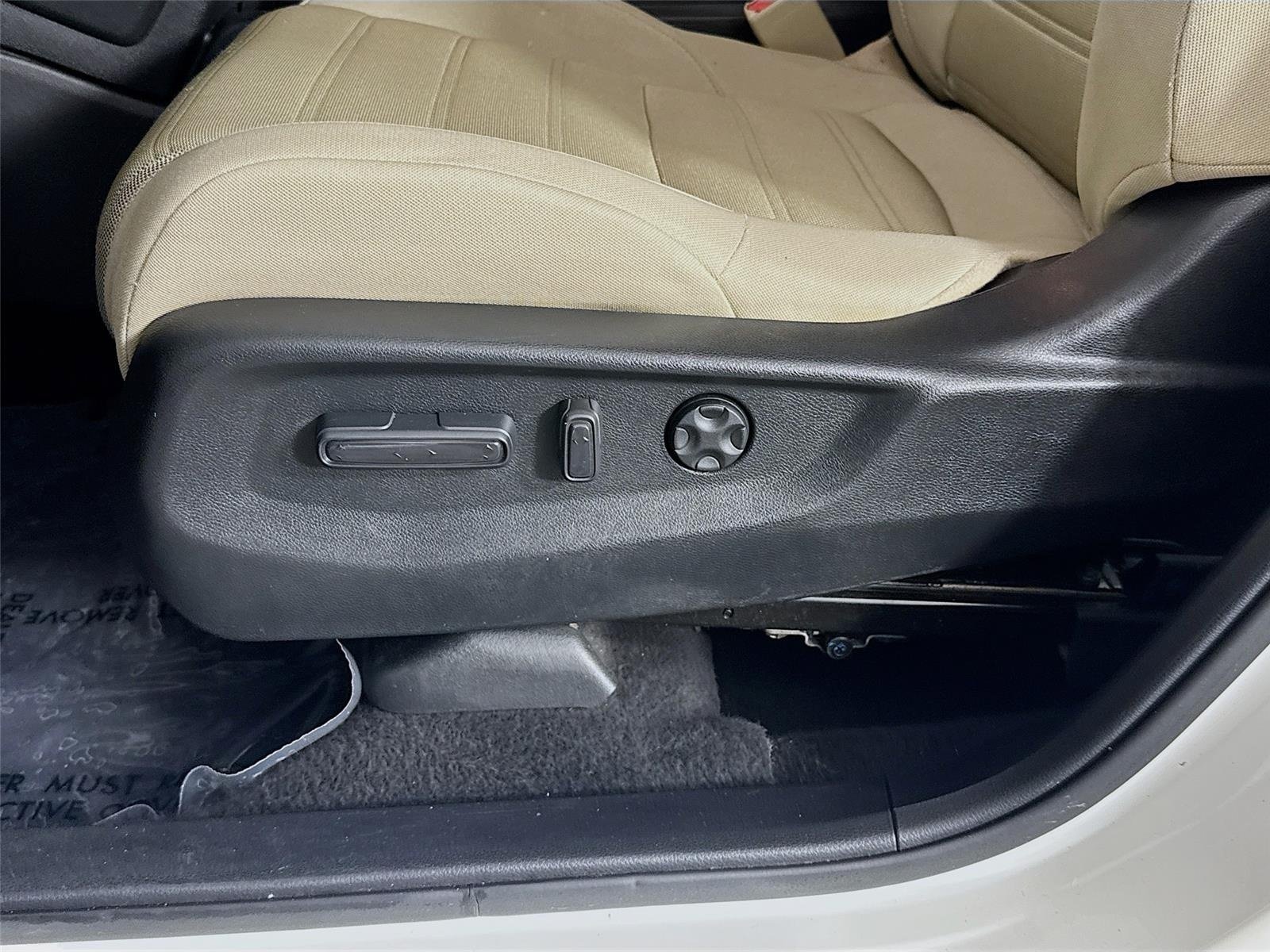 Used 2017 White Honda EX image 20