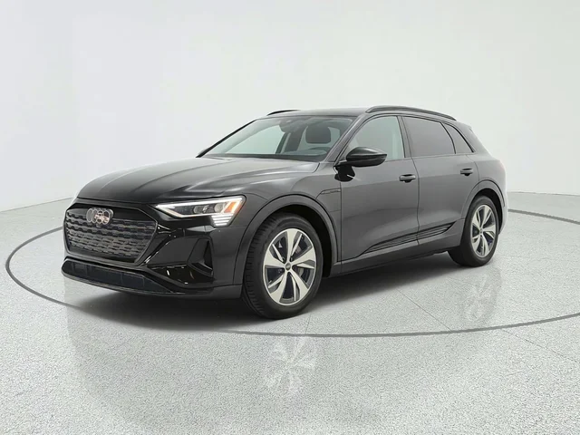 2024 Audi Q8 e-tron Premium