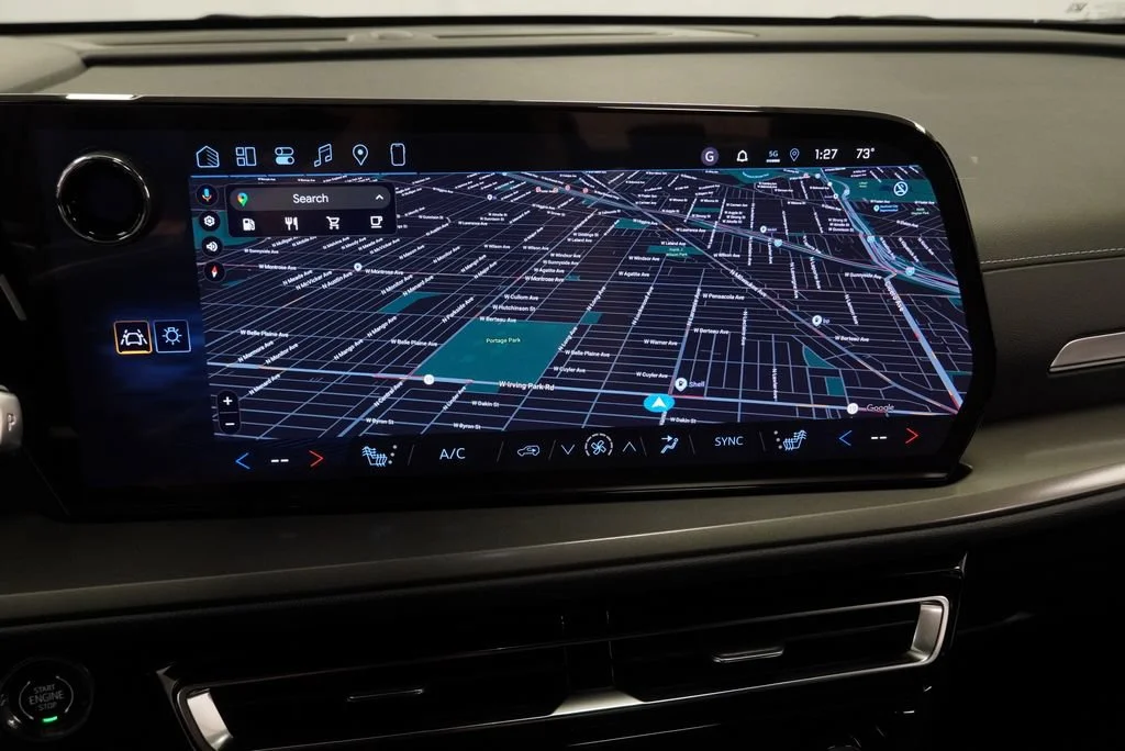 2027 Chevrolet Traverse LT - Photo 17