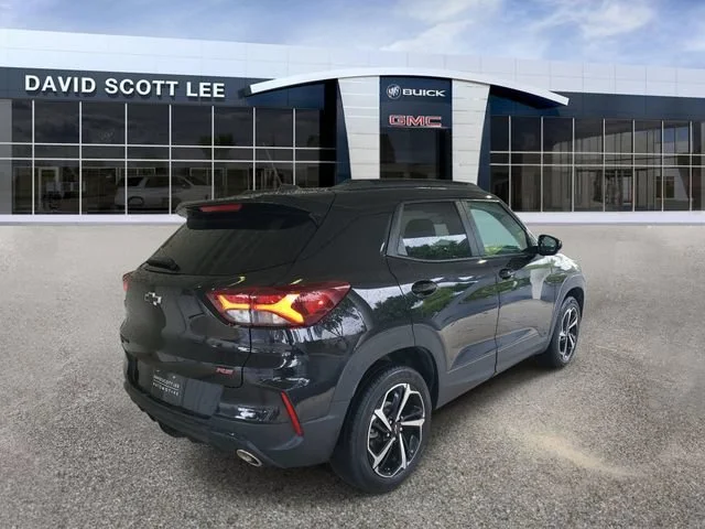 Used 2023 Mosaic Black Metallic Chevrolet RS image 4