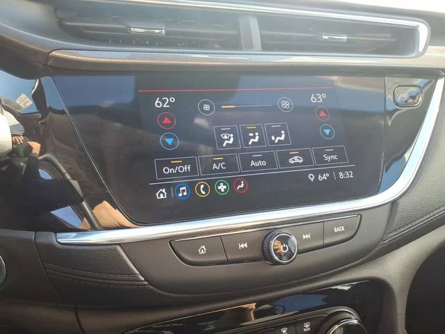Used 2023 Cinnabar Metallic Buick Select image 20