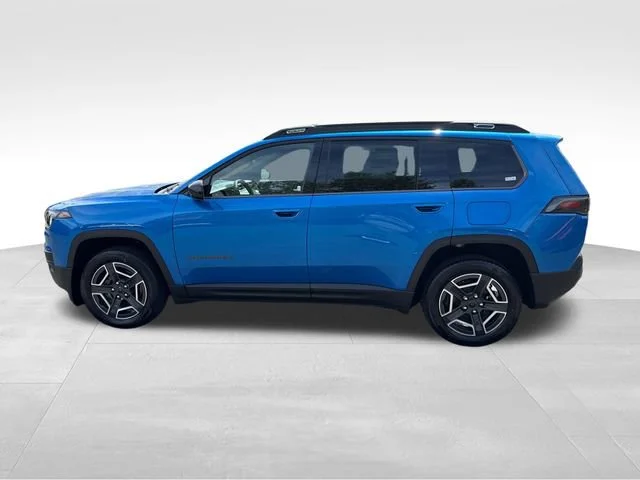 New 2026 Hydro Blue Pearlcoat Jeep Laredo image 4