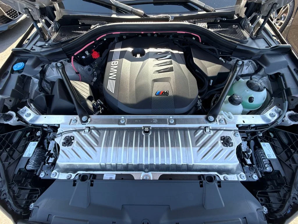 New 2026 Beige BMW M50 xDrive image 8