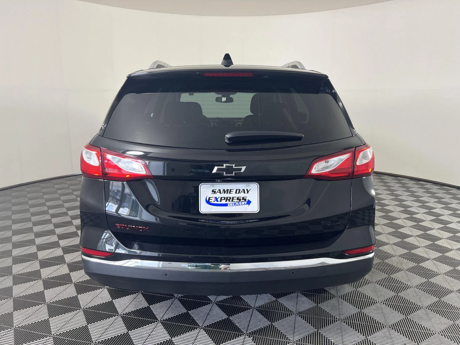Used 2020 Mosaic Black Metallic Chevrolet Premier image 27