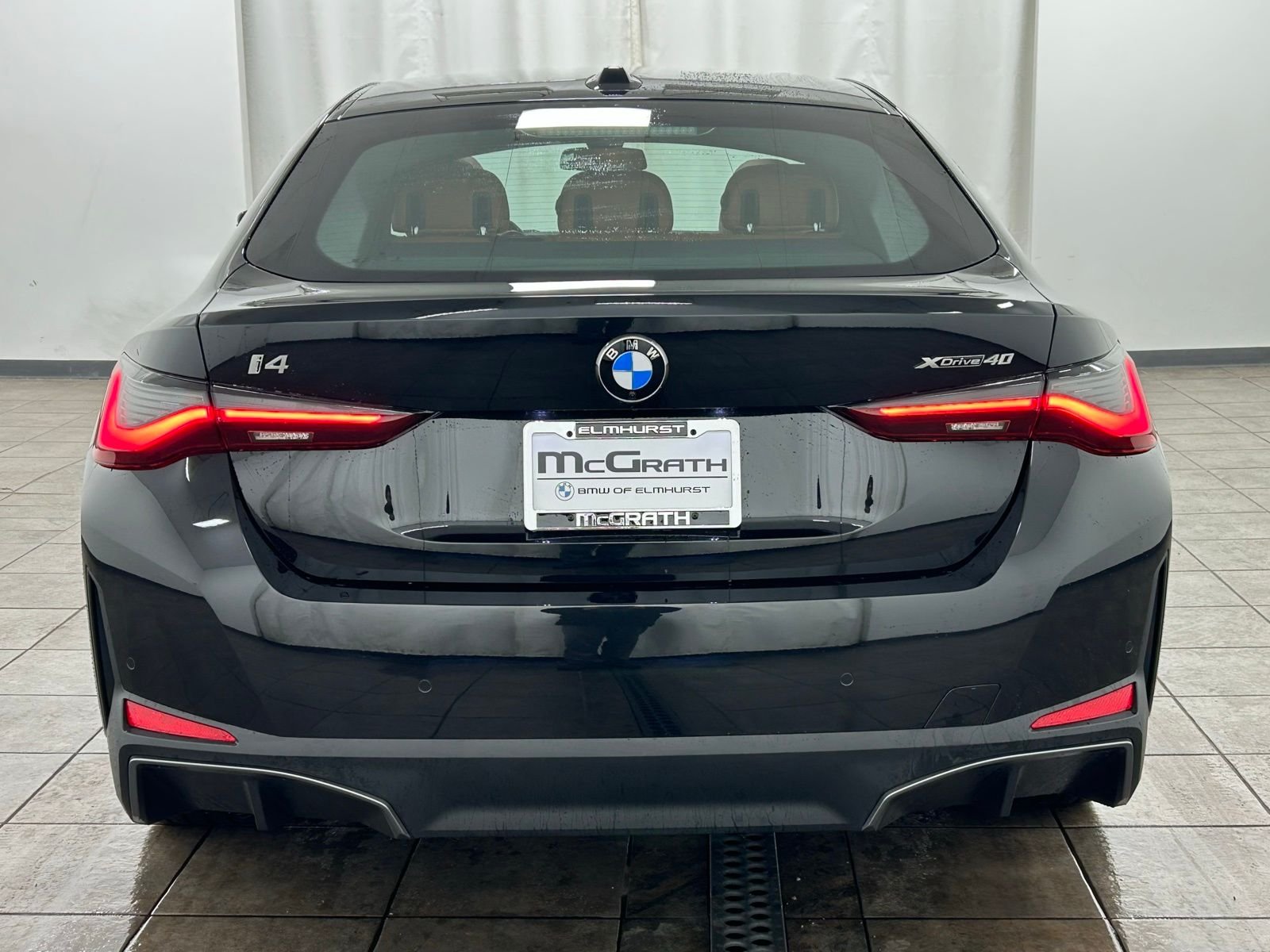 New 2026 Black Sapphire Metallic BMW xDrive40 image 5
