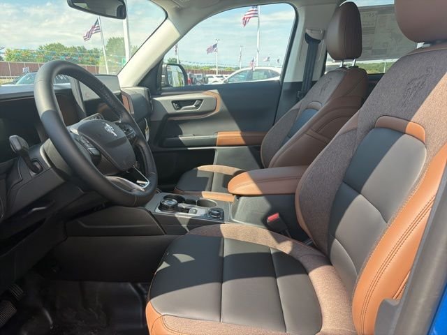 New 2026 Velocity Blue Metallic Ford Outer Banks® image 45
