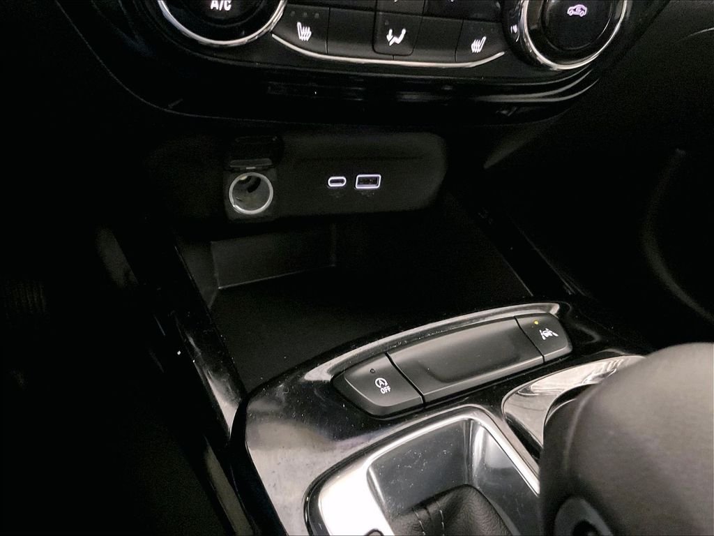 Used 2025 Gray Chevrolet LT image 26