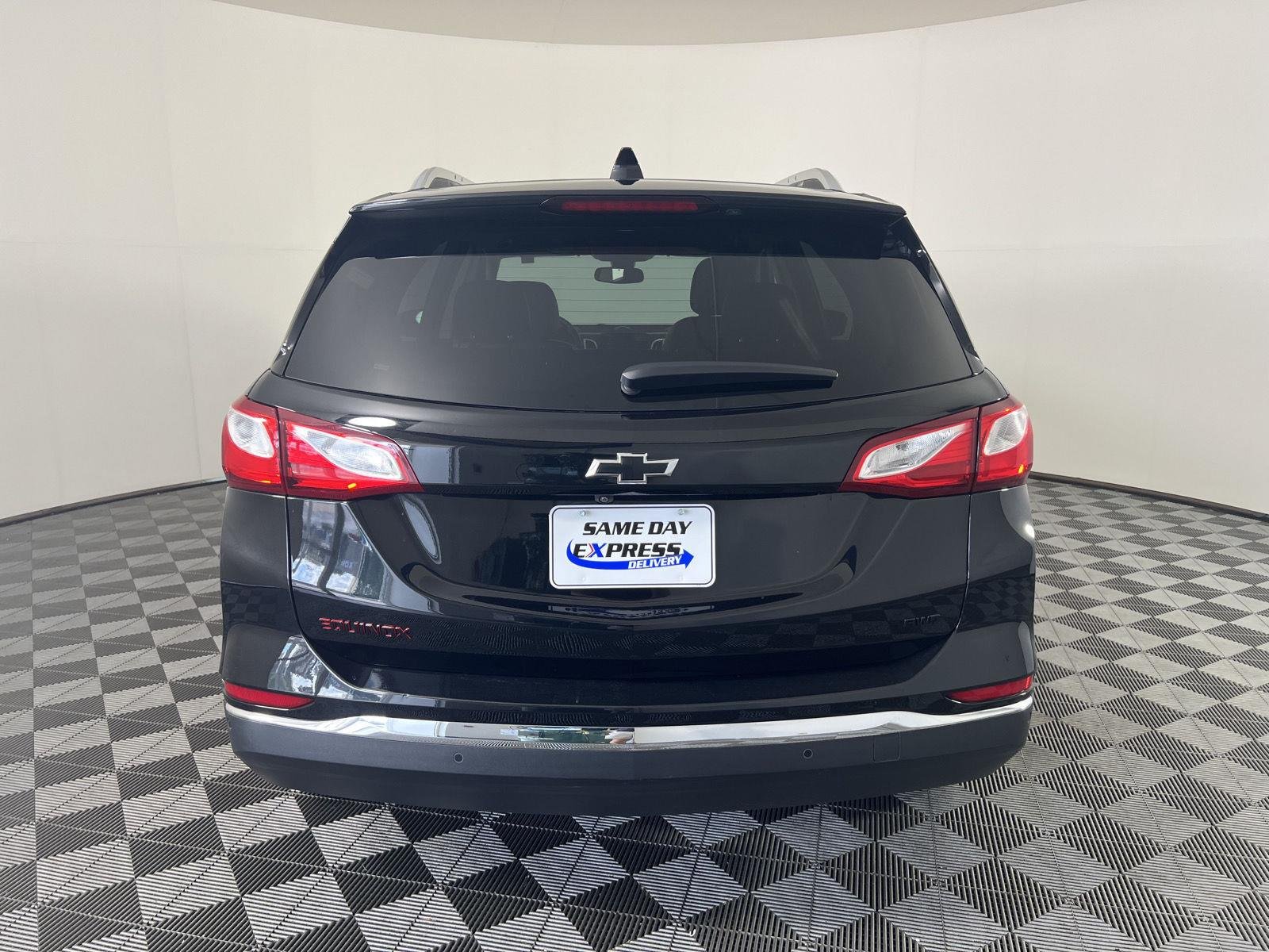 Used 2020 Mosaic Black Metallic Chevrolet Premier image 27