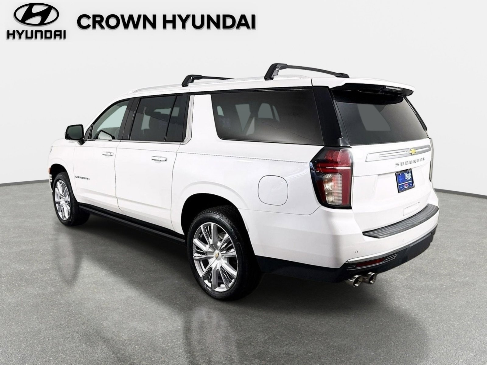 Used 2021 Iridescent Pearl Tricoat Chevrolet High Country image 7