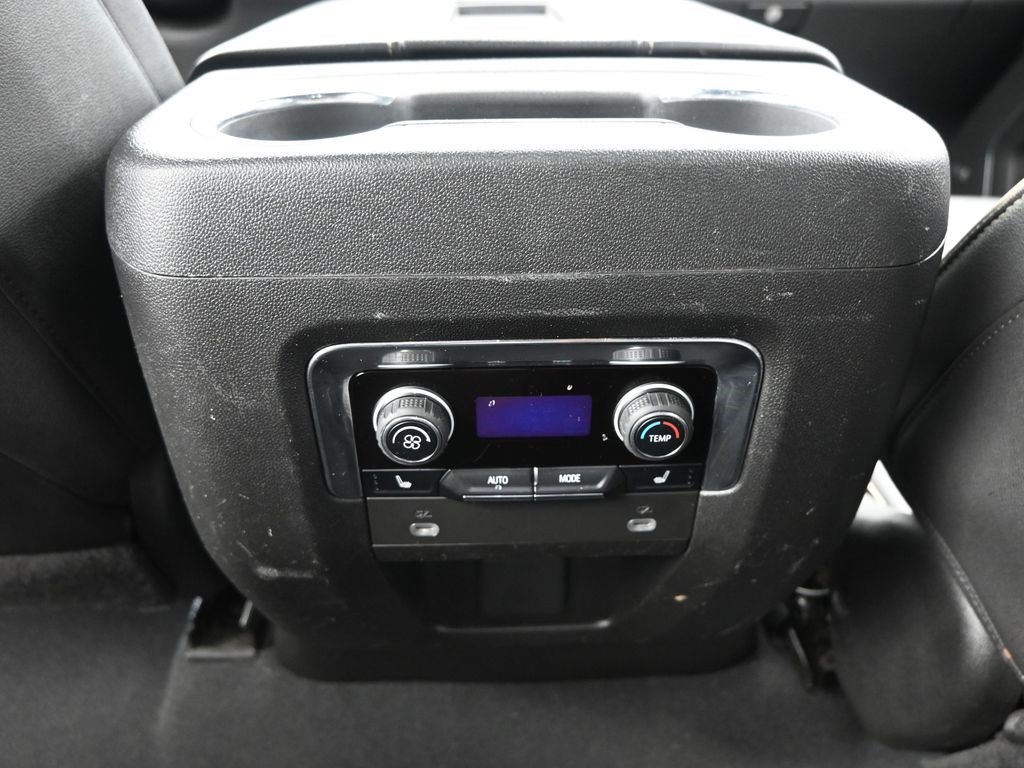 Used 2023 Silver Sage Metallic Chevrolet Premier image 20
