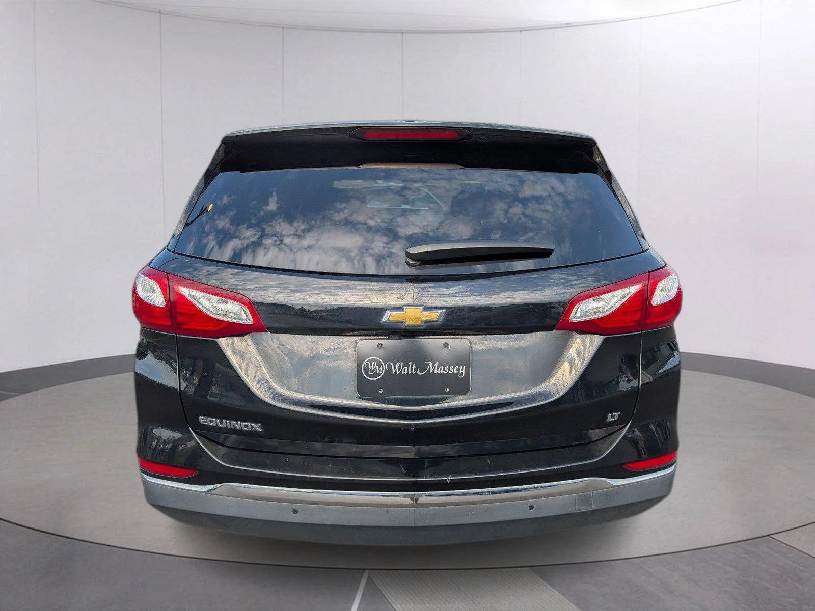 Used 2019 MOSAIC BLACK METALLIC Chevrolet LT image 6