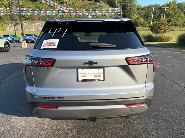 New 2027 Sterling Gray Metallic Chevrolet LT image 6