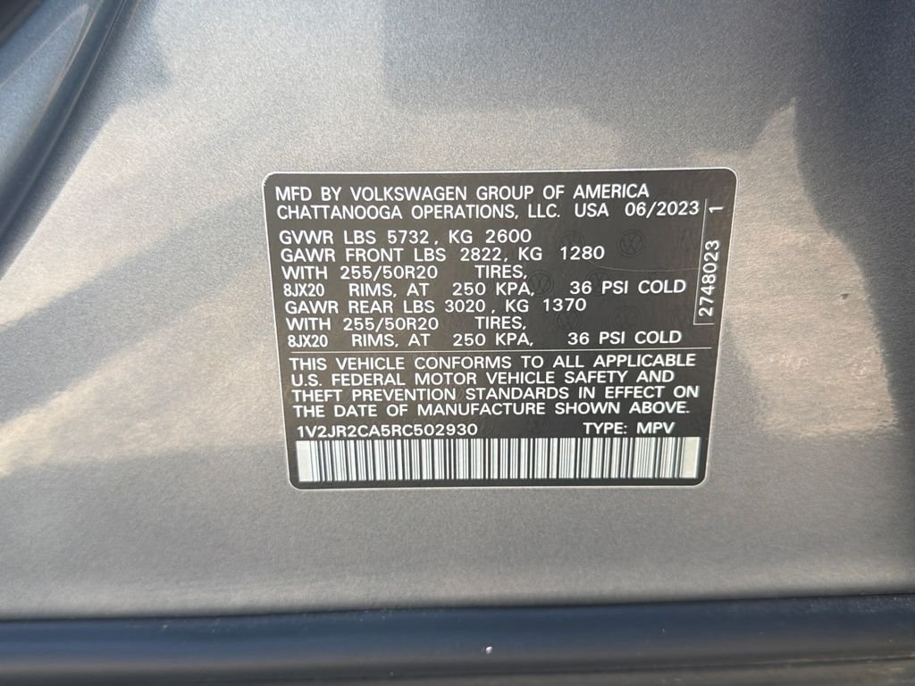 Used 2024 Gray Volkswagen 2.0T SE w/Technology image 49