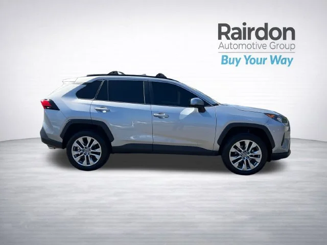 Used 2019 Silver Sky Metallic Toyota LE image 8