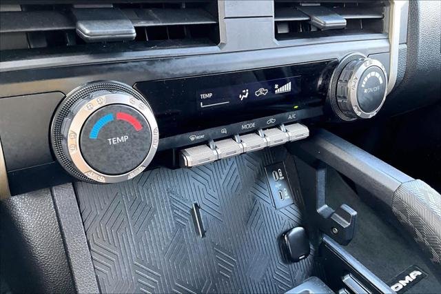 2024 Toyota Tacoma SR5 - Photo 32
