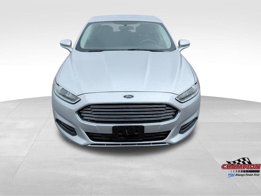 Used 2016 Ingot Silver Ford SE image 9