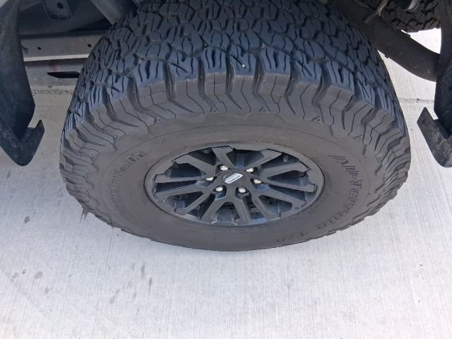 Used 2024 White Ford Raptor image 19